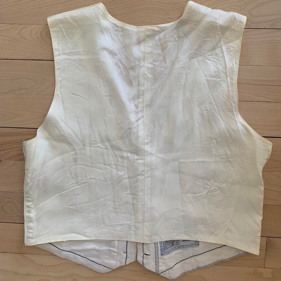 Tristan & Iseut Vintage Vest - Picture 4 of 6
